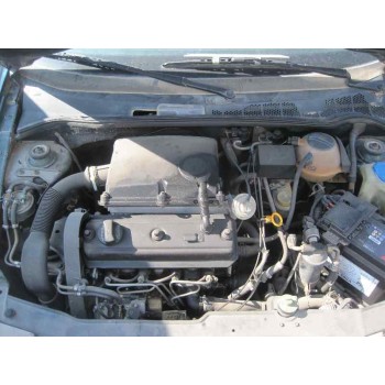 volkswagen polo berlina (6n1) del año 1998