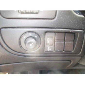 citroën xsara berlina del año 2001