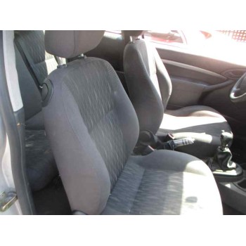 ford focus berlina (cak) del año 2004