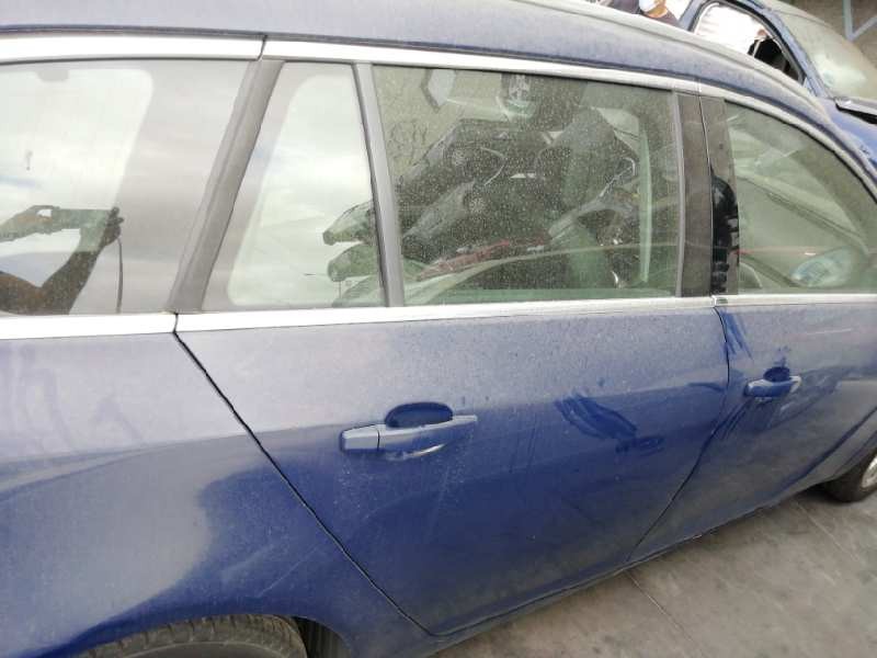 Recambio de puerta trasera derecha para opel insignia sports tourer 2.0 cdti cat referencia OEM IAM   