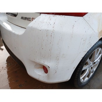 toyota auris del año 2012