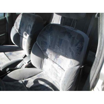 citroën xsara berlina del año 2001