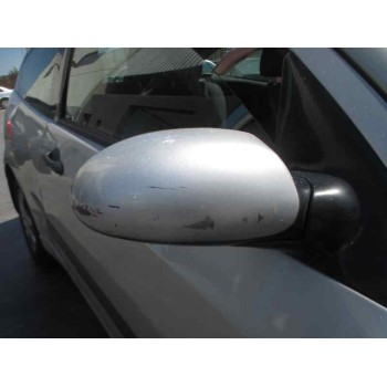 ford focus berlina (cak) del año 2004