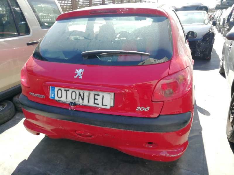 PEUGEOT 206 BERLINA