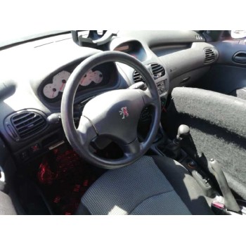 peugeot 206 berlina del año 2004