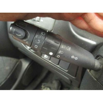 citroën xsara berlina del año 2001