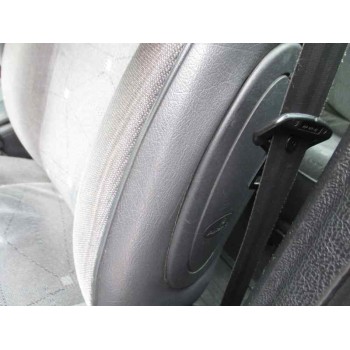 citroën xsara berlina del año 2001