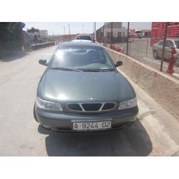 daewoo nubira berlina del año 1999