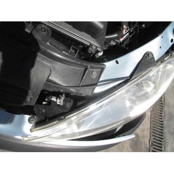 peugeot 206 berlina del año 2001