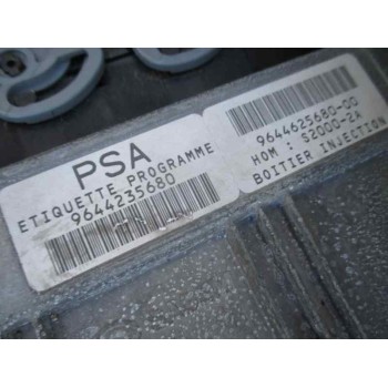 peugeot 206 berlina del año 2001