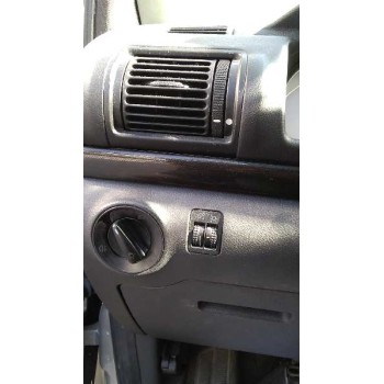 ford galaxy (vy) del año 2004