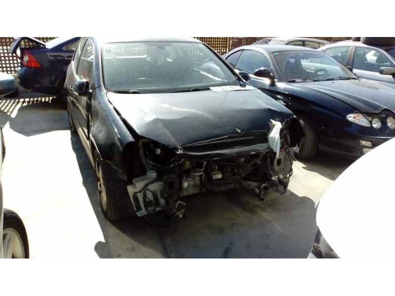 VOLKSWAGEN GOLF V BERLINA (1K1)