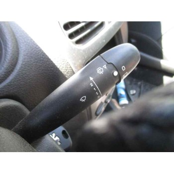 peugeot 206 berlina del año 2001