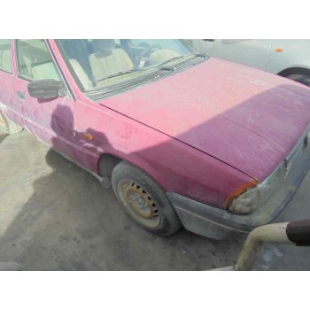 alfa romeo 33 berlina del año 1988