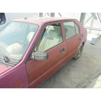 alfa romeo 33 berlina del año 1988