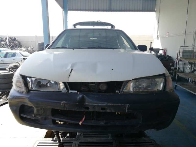 nissan almera (n15) del año 1998