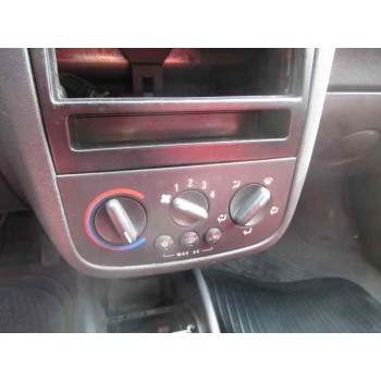 opel corsa c del año 2003