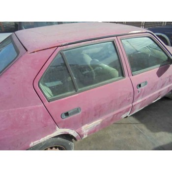 alfa romeo 33 berlina del año 1988