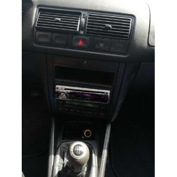 volkswagen golf iv berlina (1j1) del año 2000