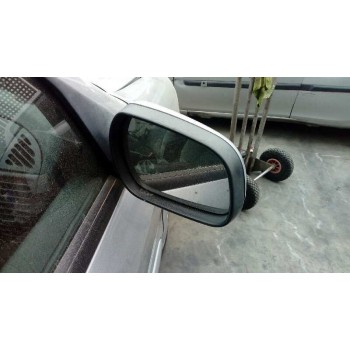 citroën xsara berlina del año 2001