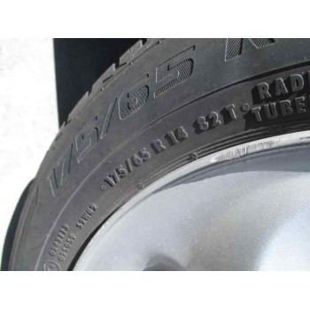 peugeot 206 berlina del año 2001