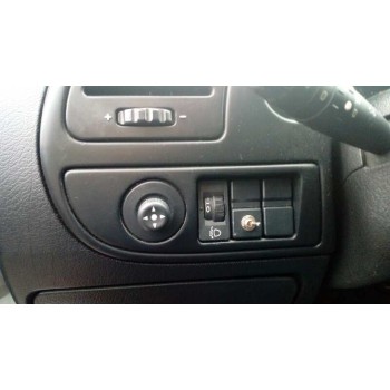 citroën xsara berlina del año 2001