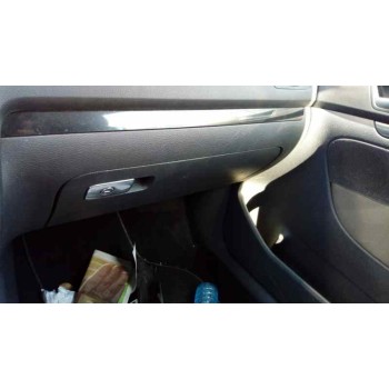 volkswagen golf v berlina (1k1) del año 2008