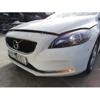 volvo v40 del año 2017