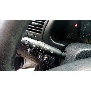 citroën xsara berlina del año 2001