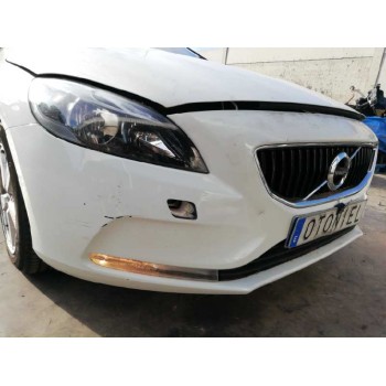 volvo v40 del año 2017