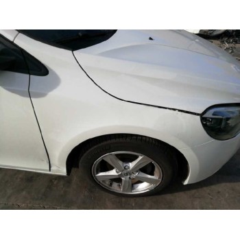 volvo v40 del año 2017