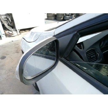 volvo v40 del año 2017