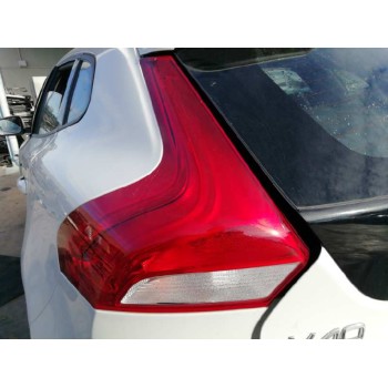 volvo v40 del año 2017