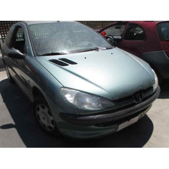 peugeot 206 berlina del año 2000