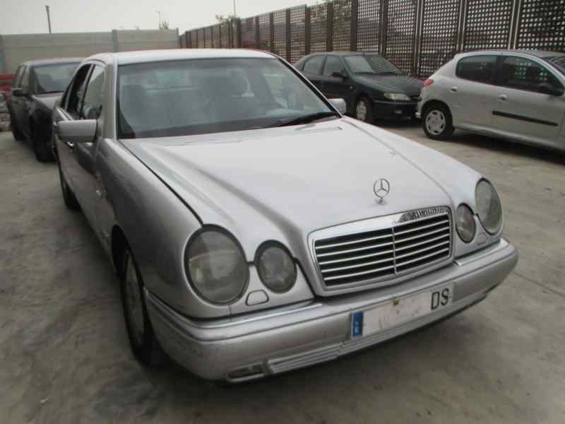 mercedes-benz clase e (w210) berlina diesel del año 1998