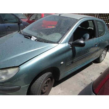 peugeot 206 berlina del año 2000
