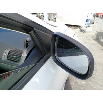 volvo v40 del año 2017