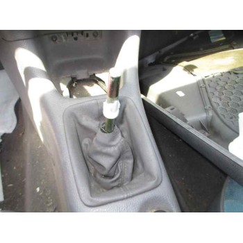 peugeot 206 berlina del año 2000