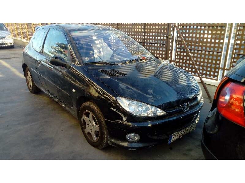 PEUGEOT 206 BERLINA