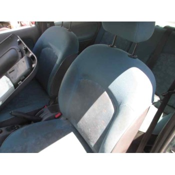 peugeot 206 berlina del año 2000