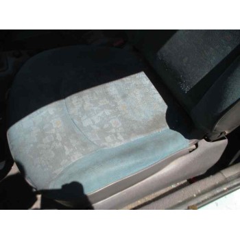 peugeot 206 berlina del año 2000