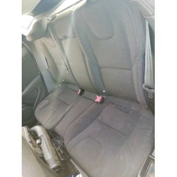 volvo v40 del año 2017