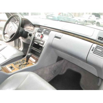 mercedes-benz clase e (w210) berlina diesel del año 1998