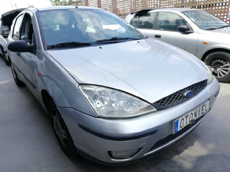 ford focus berlina (cak) del año 2004
