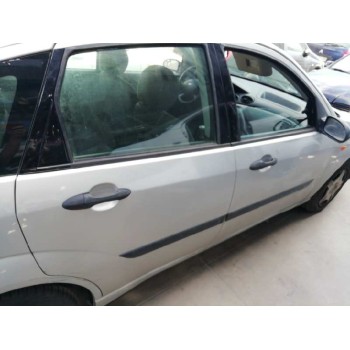 ford focus berlina (cak) del año 2004