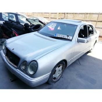 mercedes-benz clase e (w210) berlina diesel del año 1998