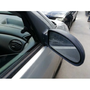 ford focus berlina (cak) del año 2004