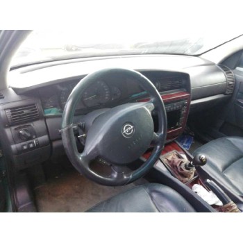 opel omega b del año 2001