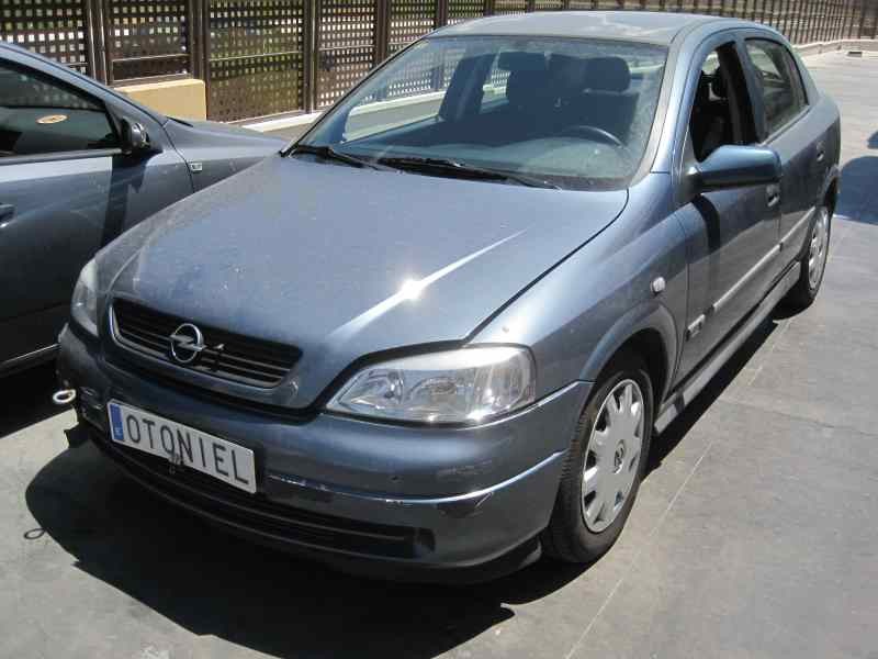 opel astra g berlina del año 1998