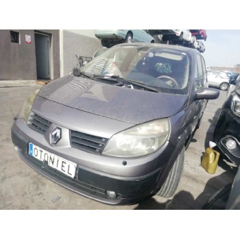 renault scenic ii del año 2004